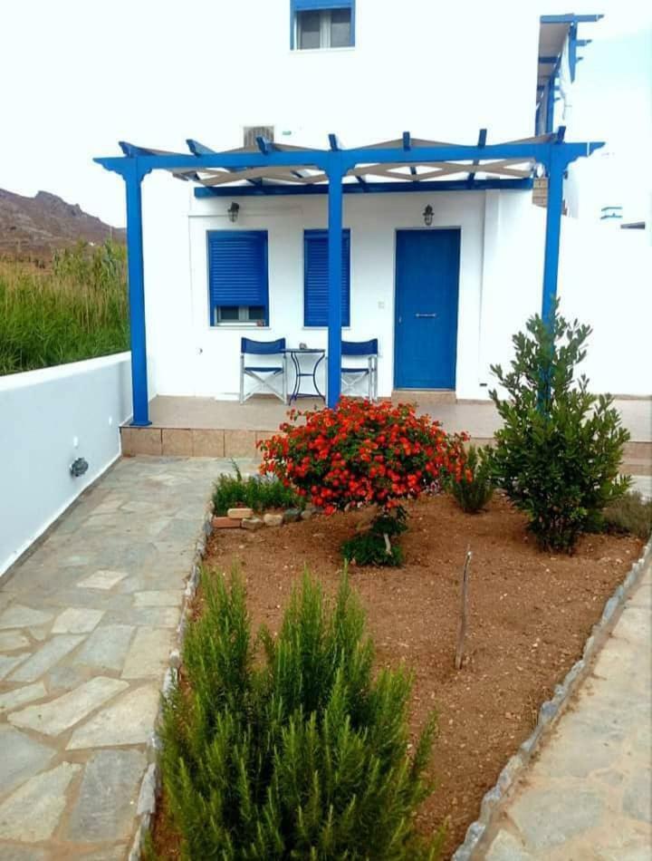 Serifos Island Ninemia Studios المظهر الخارجي الصورة