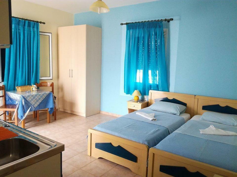 Serifos Island Ninemia Studios المظهر الخارجي الصورة